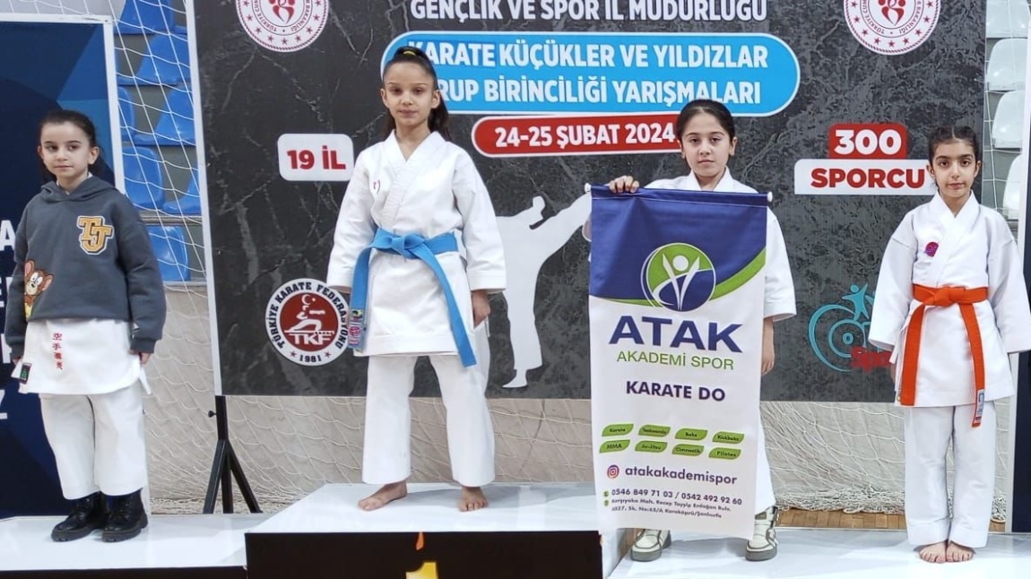 Karate'de Öğrencimizi Türkiye Yarı Finallerine Gönderiyoruz